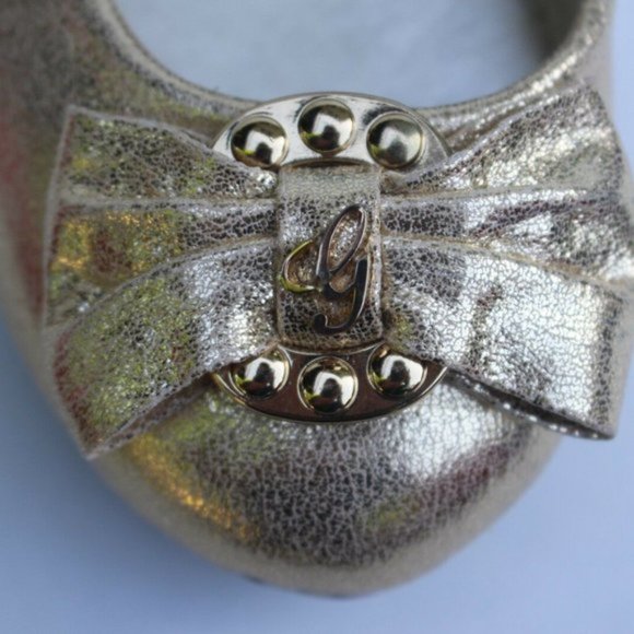 GUESS Womens Girl Friend Ferne Gold Fabric Ballet Flats Shoes with Bow ALL SIZE - Picture 4 of 8